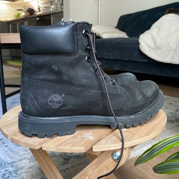 Timberland Boots - Picture 1 of 5